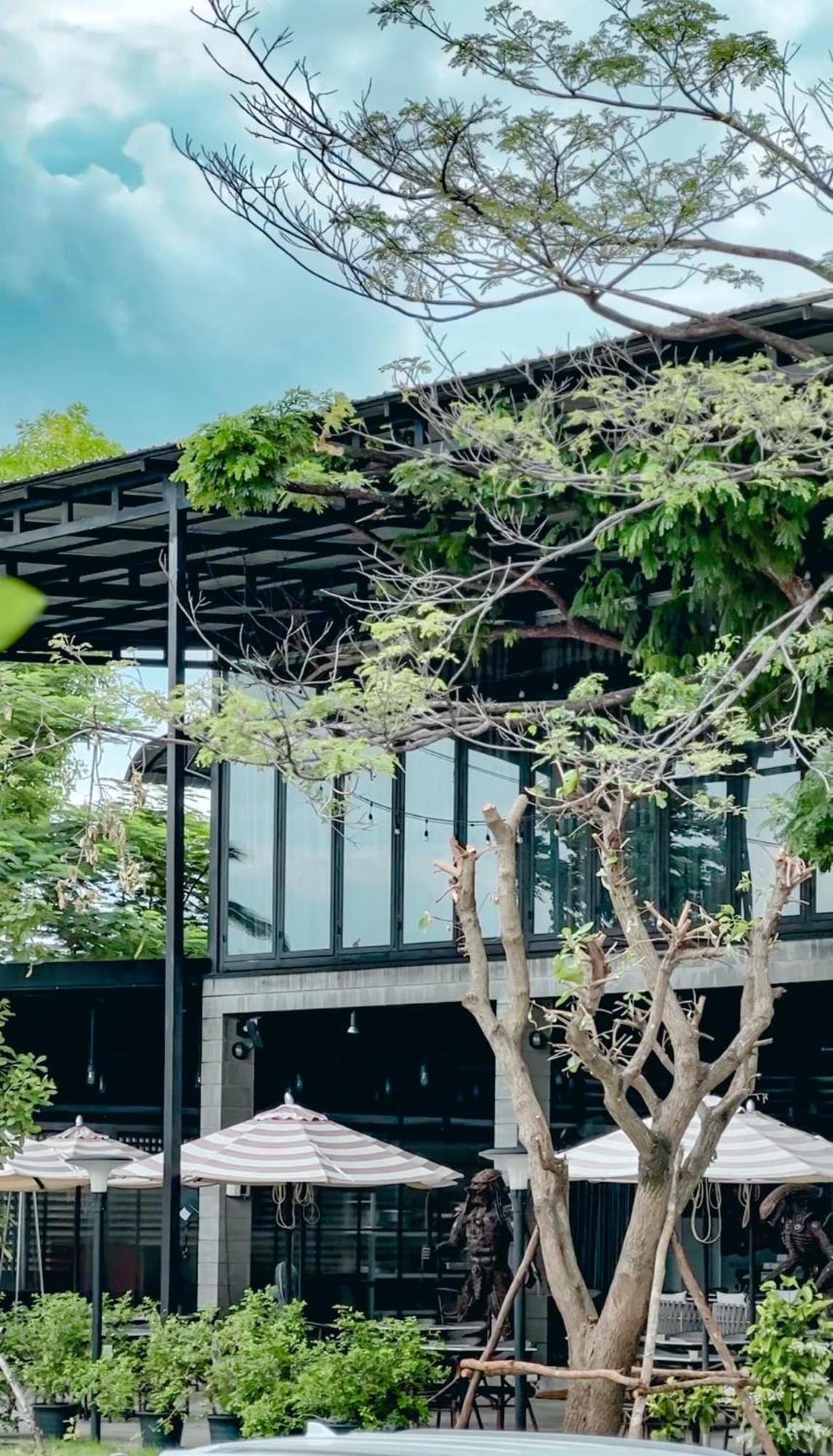 Macchiato Resort Savannakhet Opposite Thai Embassy 外观 照片